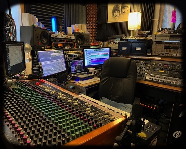 Wonderland Studios - Control Center